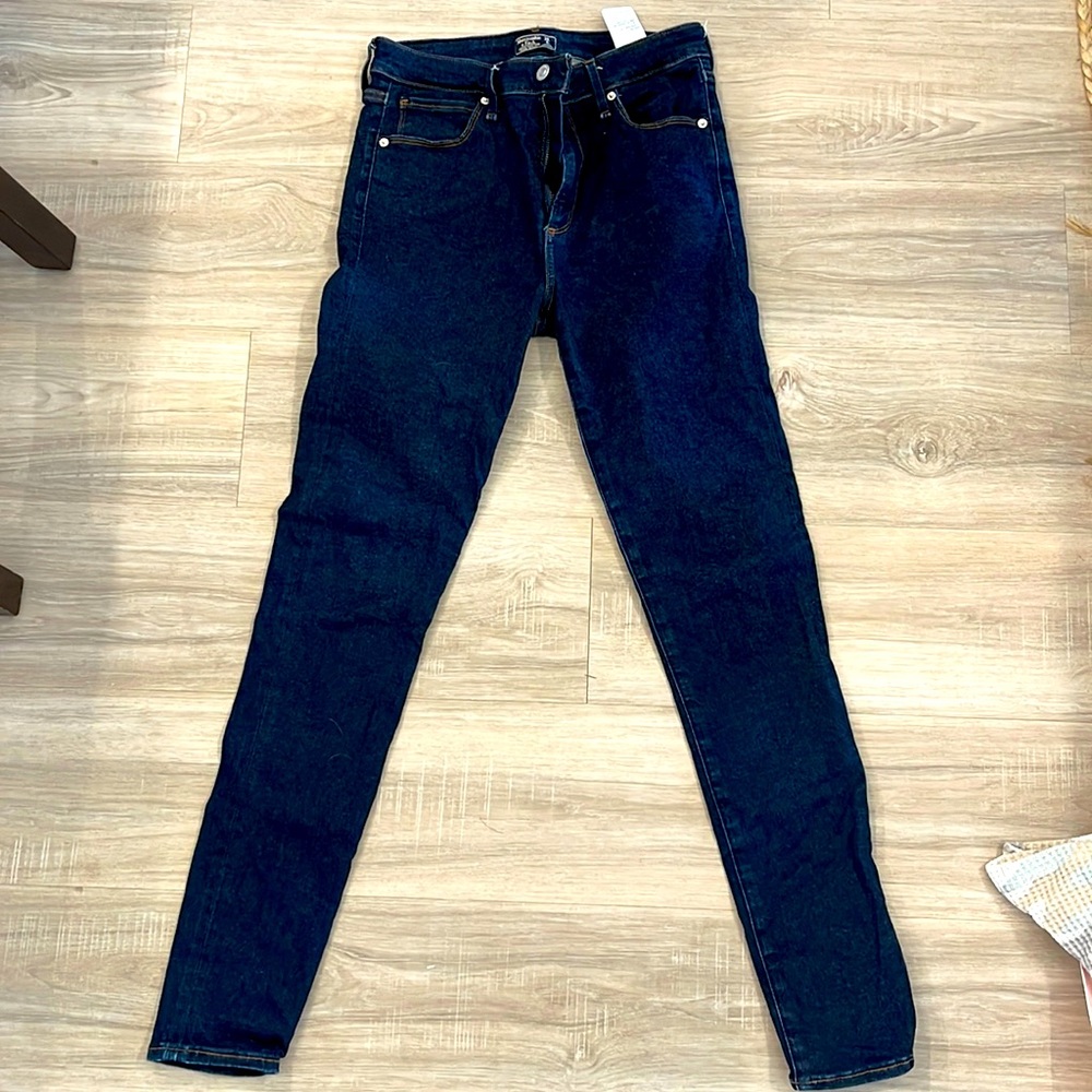 Abercrombie and Fitch dark wash skinny jeans
